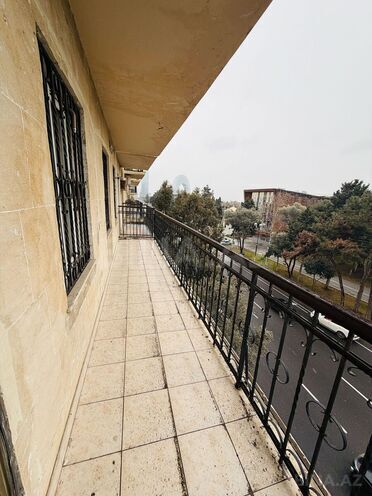 Сдаётся 3-комн. вторичка 150 м², м. Сахил, photo 3 from 17
