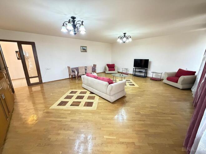 Сдаётся 3-комн. вторичка 150 м², м. Сахил, photo 9 from 17