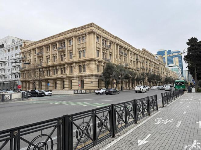 Сдаётся 3-комн. вторичка 150 м², м. Сахил, photo 5 from 17