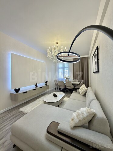 Продаётся 2-комн. новостройка 101 м², Насиминский  р., photo 1 from 15