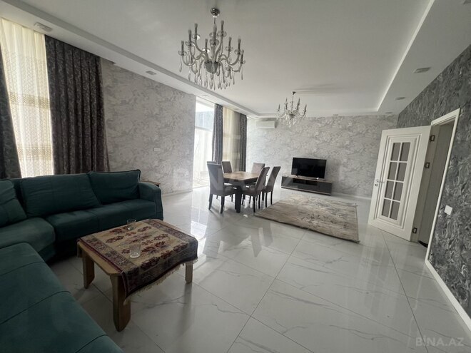 Satılır 5 otaqlı həyət evi/bağ evi 200 m², Badamdar q., photo 1 from 32