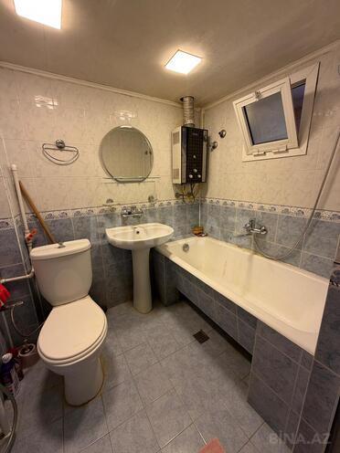 Продаётся 1-комн. вторичка 32 м², м. Низами, photo 6 from 10