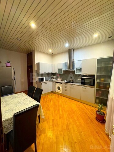 Продаётся 5-комн. новостройка 245 м², м. Низами, photo 10 from 16