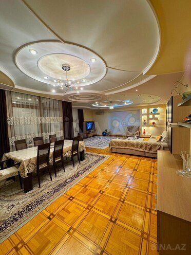 Продаётся 5-комн. новостройка 245 м², м. Низами, photo 4 from 16