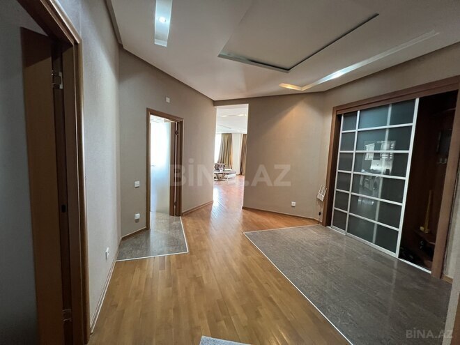İcarəyə verilir 3 otaqlı yeni tikili 160 m², Elmlər Akademiyası m., photo 3 from 16