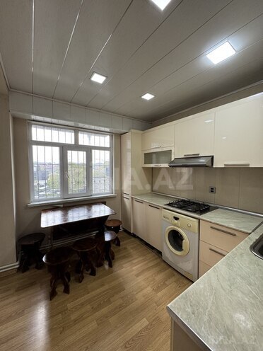 Satılır 3 otaqlı köhnə tikili 75 m², Azadlıq Prospekti m., photo 7 from 12