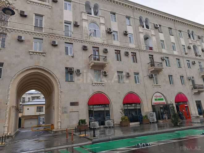 Сдаётся 2-комн. вторичка 60 м², м. Сахил, photo 1 from 10