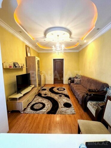 Продаётся 3-комн. вторичка 80 м², м. Низами, photo 3 from 12