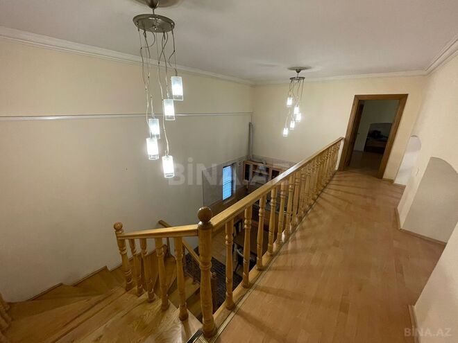 Satılır 4 otaqlı köhnə tikili 200 m², Sahil m., photo 12 from 18