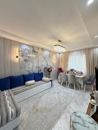 Продаётся 2-комн. вторичка 65 м², пос. Массив А, photo 1 from 14