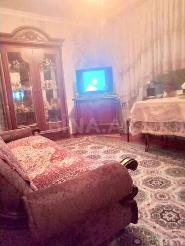 Продаётся 2-комн. вторичка 40 м², м. Ази Асланов, photo 5 from 10
