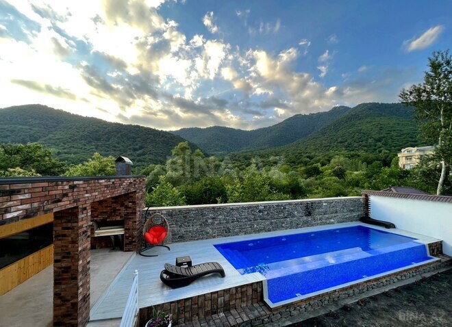 Сдаётся 4-комн. дом/дача 250 м², photo 1 from 22