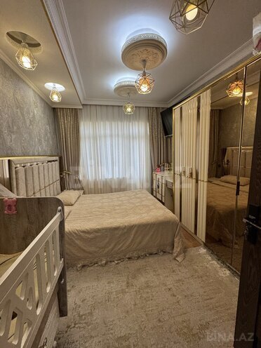 Satılır 2 otaqlı köhnə tikili 60 m², Bakıxanov q., photo 1 from 19
