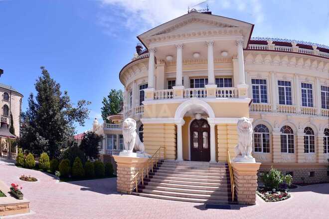Продаётся 7-комн. дом/дача 1 500 м², м. 8 ноября, photo 1 from 18