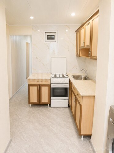 Продаётся 2-комн. вторичка 55 м², м. Иншаатчылар, photo 9 from 12