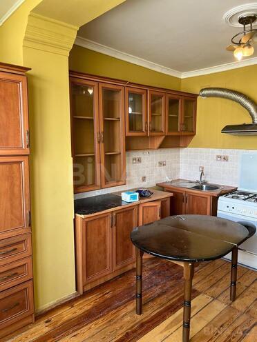 Продаётся 3-комн. вторичка 90 м², photo 1 from 16