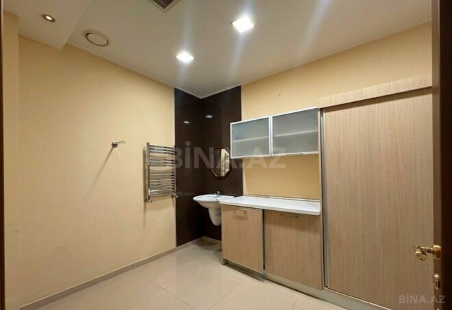 Satılır 5 otaqlı yeni tikili 390 m², 28 May m., photo 17 from 32