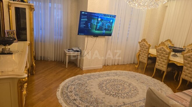 Продаётся 3-комн. новостройка 112 м², м. Нефтчиляр, photo 1 from 14