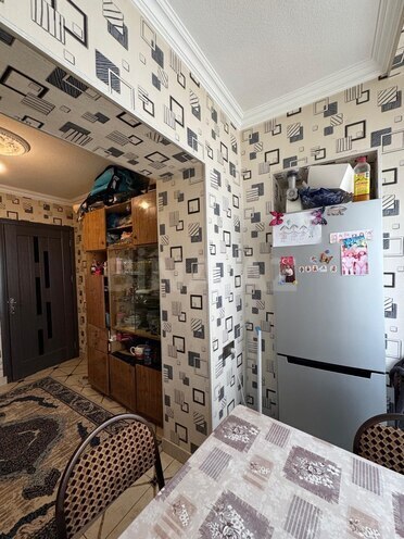 Продаётся 2-комн. вторичка 55 м², м. Иншаатчылар, photo 7 from 14
