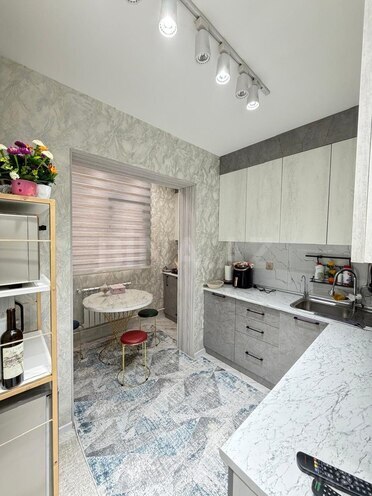 Satılır 2 otaqlı köhnə tikili 65 m², Yeni Günəşli q., photo 10 from 13