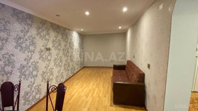 İcarəyə verilir 2 otaqlı köhnə tikili 70 m², Elmlər Akademiyası m., photo 1 from 9