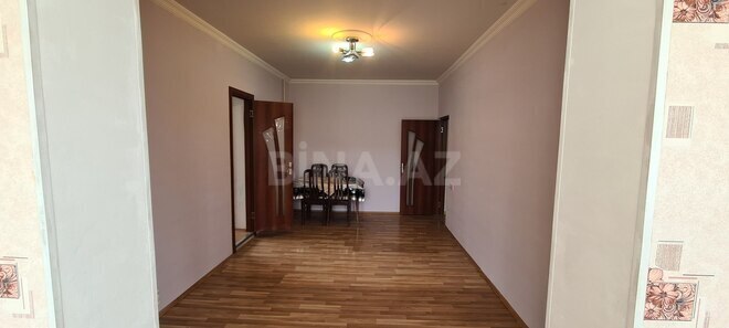 Сдаётся 3-комн. вторичка 70 м², Бинагадинский р., photo 1 from 15