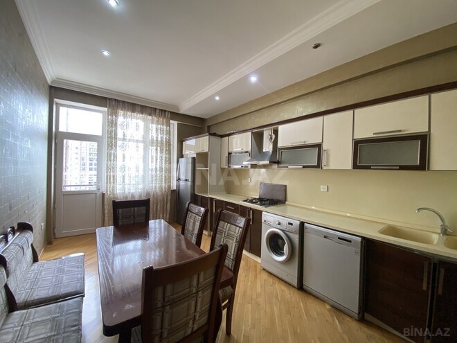 Сдаётся 3-комн. новостройка 120 м², м. Нариман Нариманов, photo 11 from 17