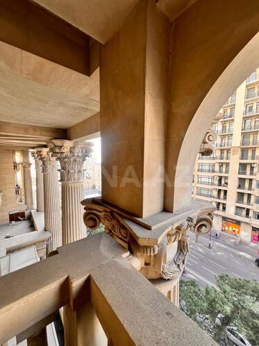 Продаётся 3-комн. новостройка 109 м², м. Элмляр Академиясы, photo 17 from 23