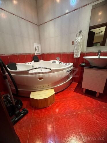 Сдаётся 3-комн. новостройка 150 м², м. Низами, photo 20 from 24