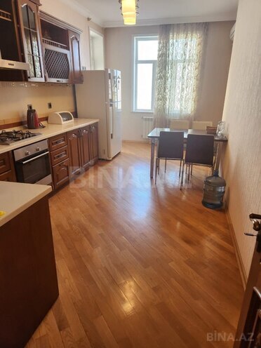 Продаётся 3-комн. новостройка 136 м², м. Низами, photo 10 from 11