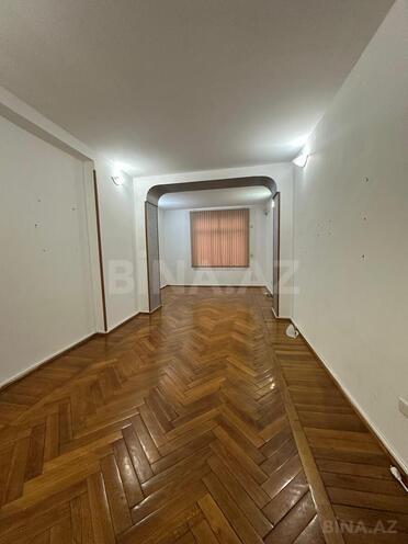 Продаётся 3-комн. вторичка 90 м², м. Сахил, photo 7 from 10