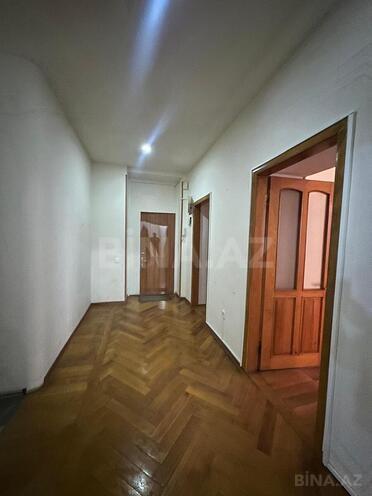 Продаётся 3-комн. вторичка 90 м², м. Сахил, photo 4 from 10