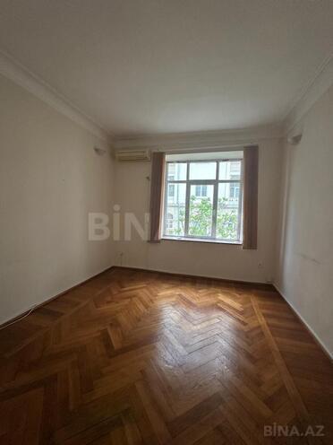 Продаётся 3-комн. вторичка 90 м², м. Сахил, photo 6 from 10
