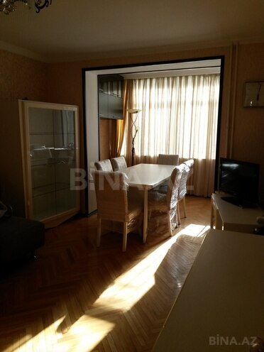 Продаётся 2-комн. вторичка 60 м², Насиминский  р., photo 3 from 9