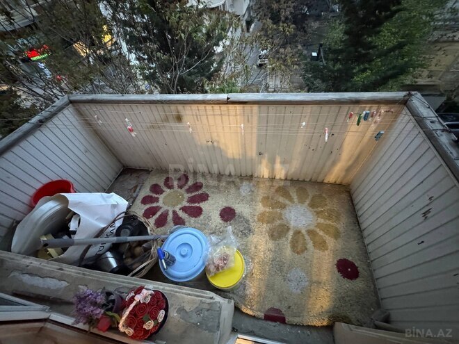 Satılır 3 otaqlı köhnə tikili 70 m², Nəsimi r., photo 3 from 12