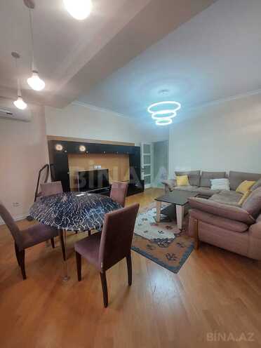 İcarəyə verilir 2 otaqlı yeni tikili 70 m², 28 May m., photo 3 from 9