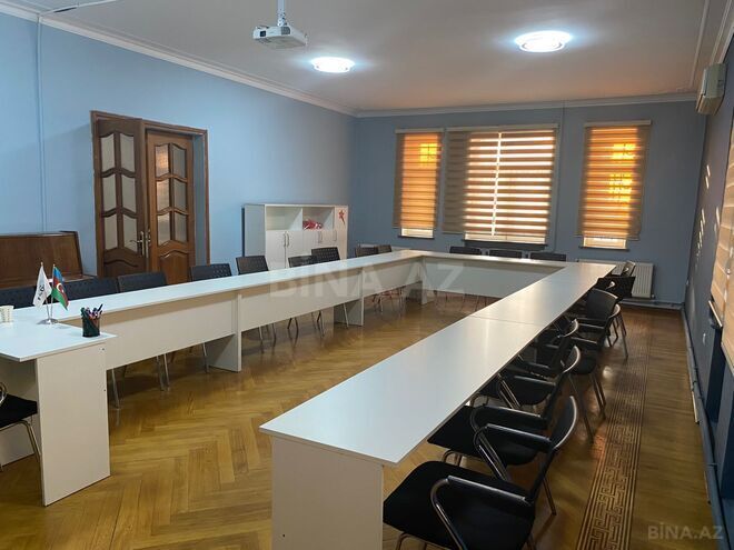 İcarəyə verilir 12 otaqlı həyət evi/bağ evi 900 m², Gənclik m., photo 6 from 32