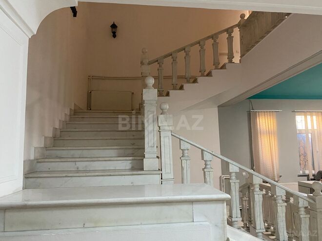 İcarəyə verilir 12 otaqlı həyət evi/bağ evi 900 m², Gənclik m., photo 31 from 32