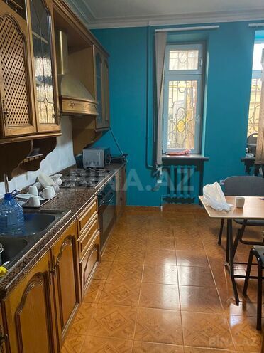 İcarəyə verilir 12 otaqlı həyət evi/bağ evi 900 m², Gənclik m., photo 12 from 32