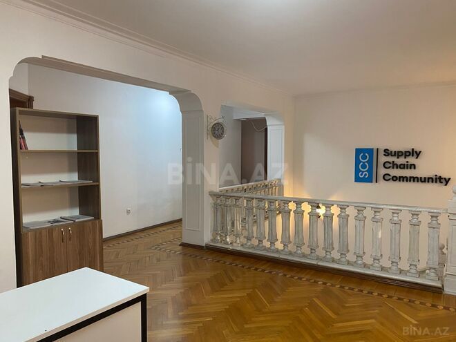 İcarəyə verilir 12 otaqlı həyət evi/bağ evi 900 m², Gənclik m., photo 22 from 32