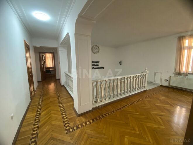 İcarəyə verilir 12 otaqlı həyət evi/bağ evi 900 m², Gənclik m., photo 24 from 32