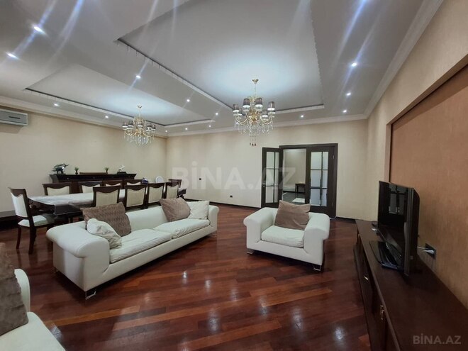 İcarəyə verilir 3 otaqlı yeni tikili 172 m², 28 May m., photo 6 from 20