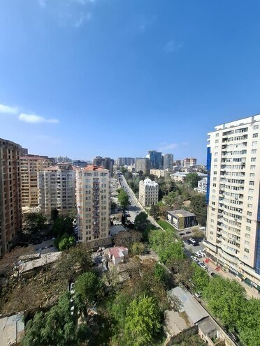 İcarəyə verilir 3 otaqlı yeni tikili 172 m², 28 May m., photo 10 from 20