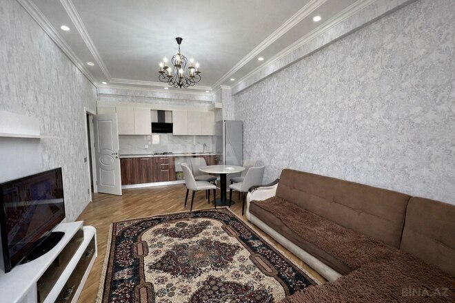 Продаётся 3-комн. новостройка 70 м², м. Нефтчиляр, photo 3 from 9