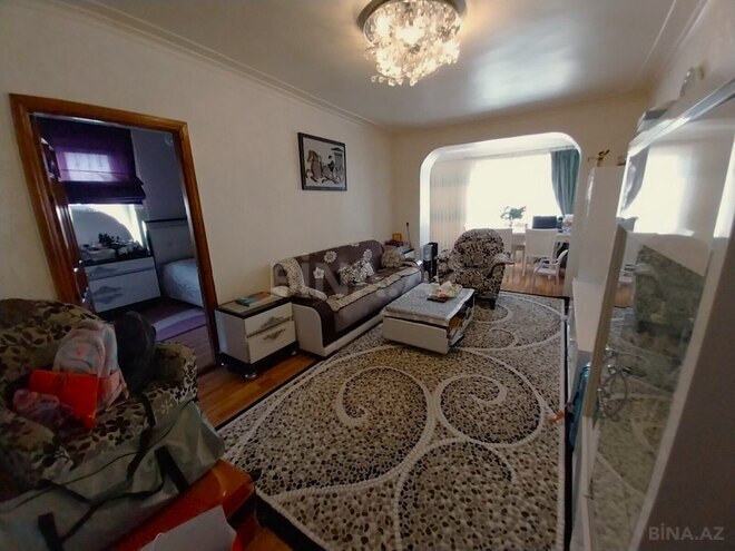 Satılır 2 otaqlı köhnə tikili 45 m², Elmlər Akademiyası m., photo 1 from 12