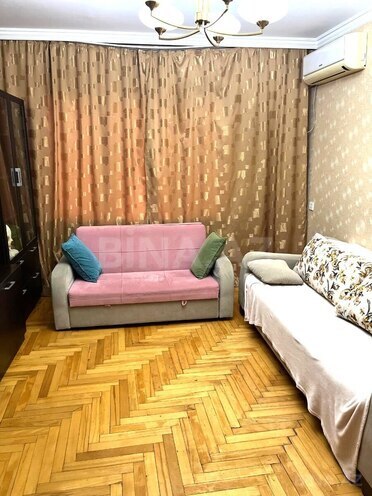 İcarəyə verilir 3 otaqlı köhnə tikili 75 m², Xalqlar Dostluğu m., photo 1 from 13