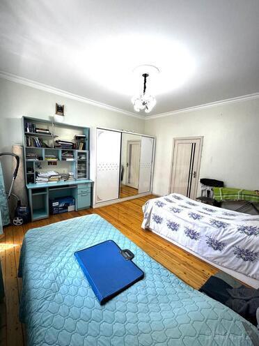 Satılır 4 otaqlı köhnə tikili 90 m², 28 May m., photo 8 from 23