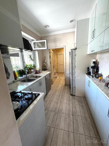 Satılır 4 otaqlı köhnə tikili 90 m², 28 May m., photo 17 from 23