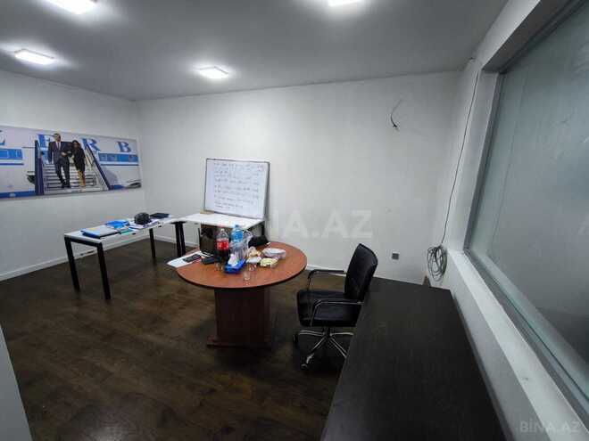 Сдаётся 3-комн. офис 100 м², м. Иншаатчылар, photo 10 from 11