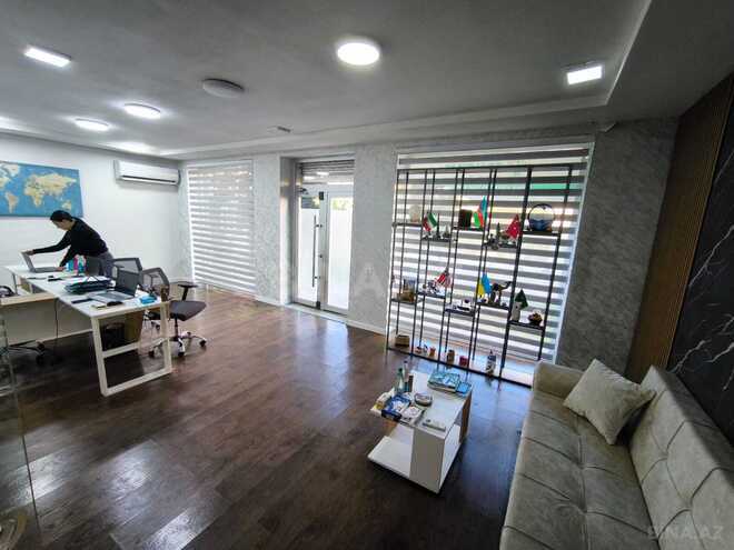 Сдаётся 3-комн. офис 100 м², м. Иншаатчылар, photo 4 from 11